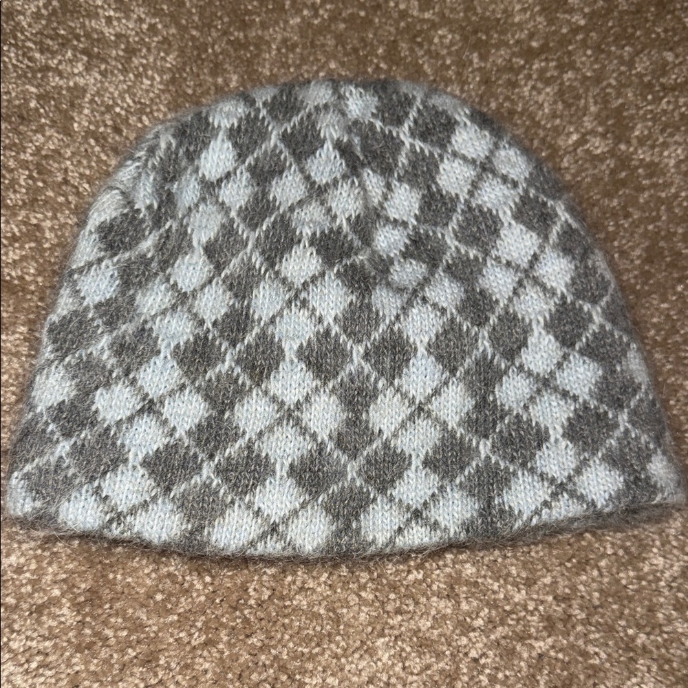 Cozy Gray Argyle Kids Wool Beanie. U